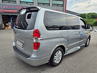 HYUNDAI STAREX GRAND 2016