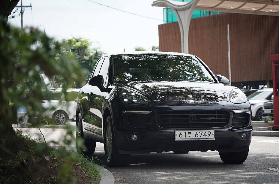 PORSCHE CAYENNE 2016