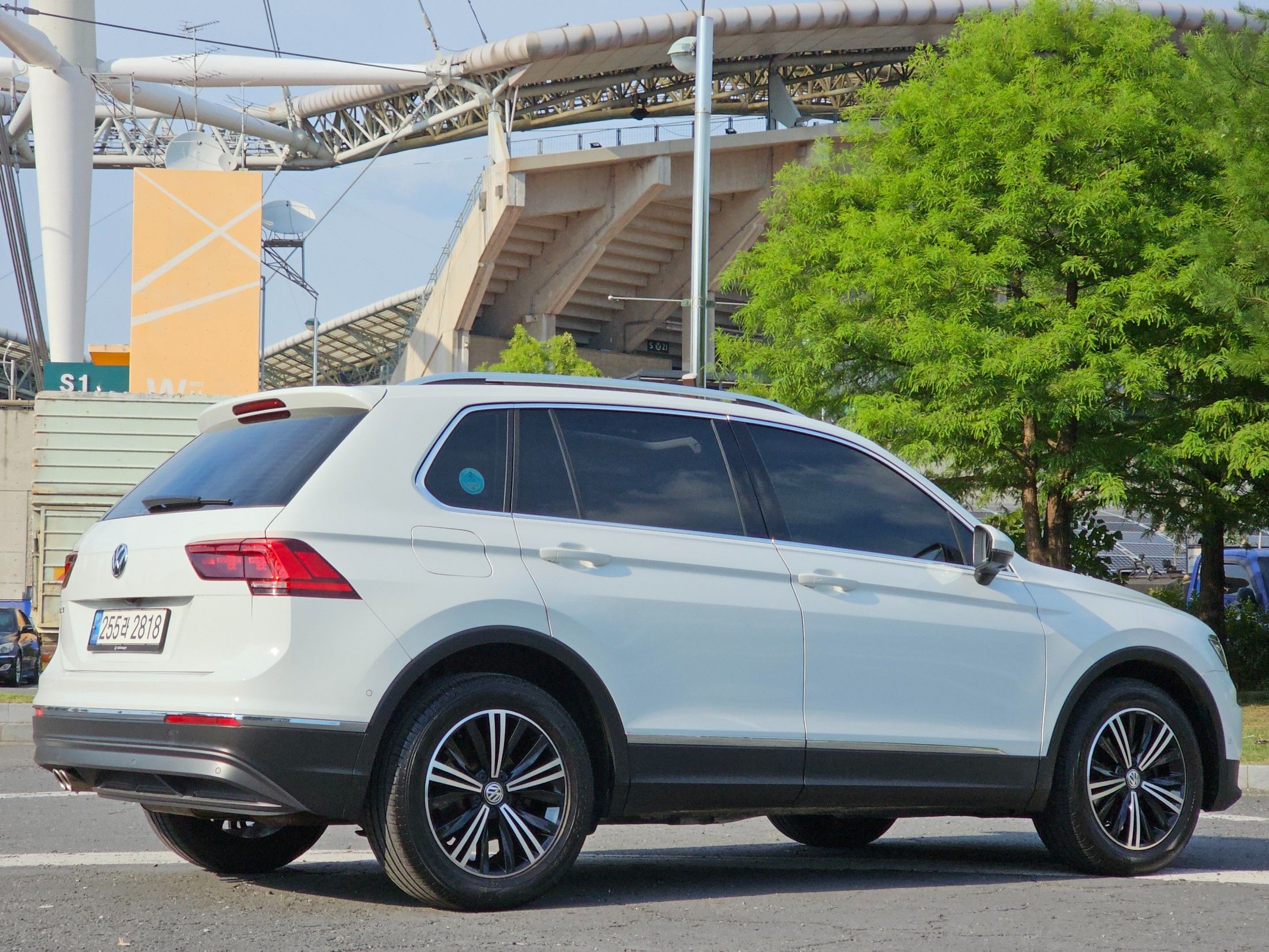 VOLKSWAGEN TIGUAN 2020