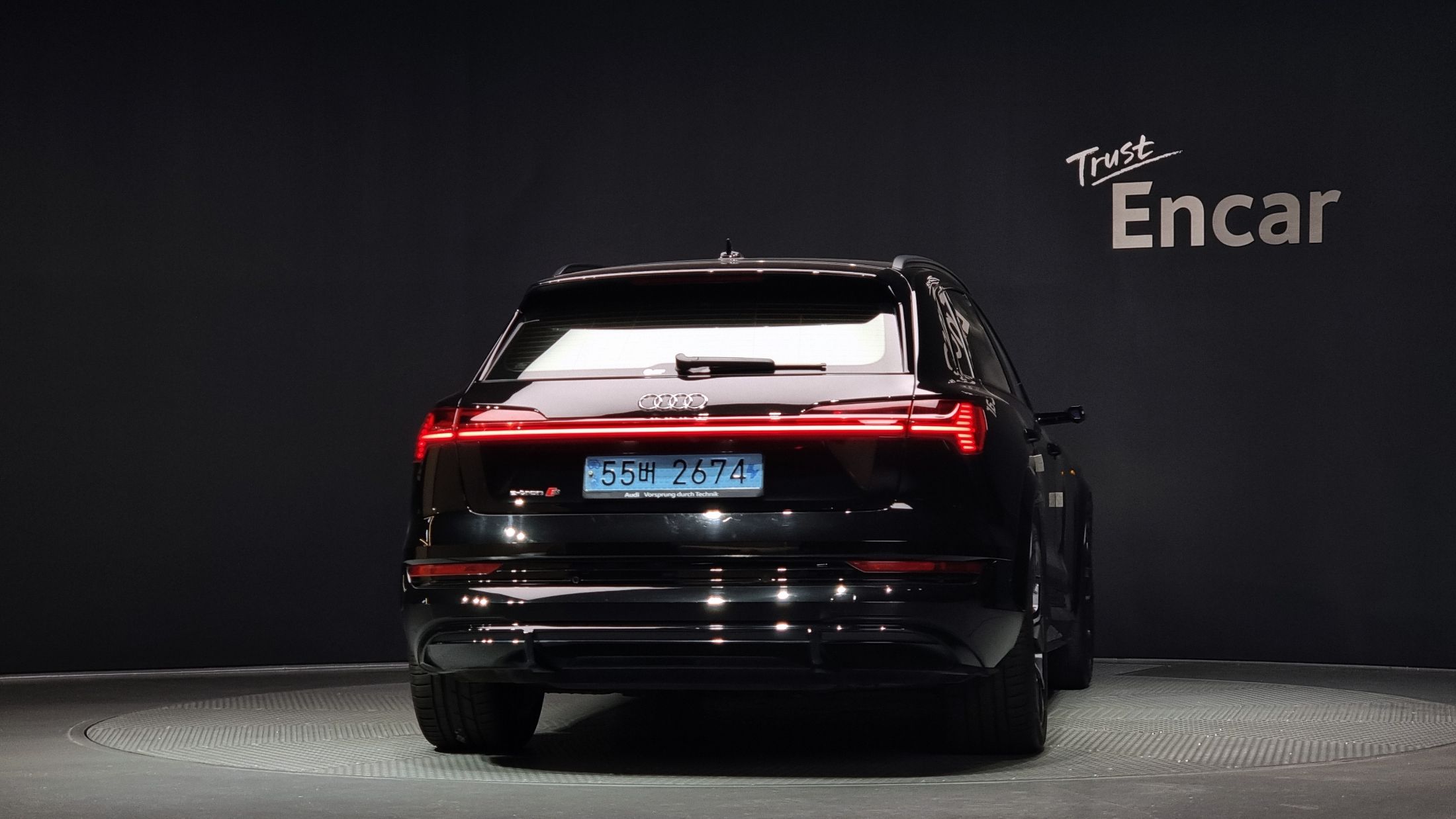 AUDI E-TRON 2022