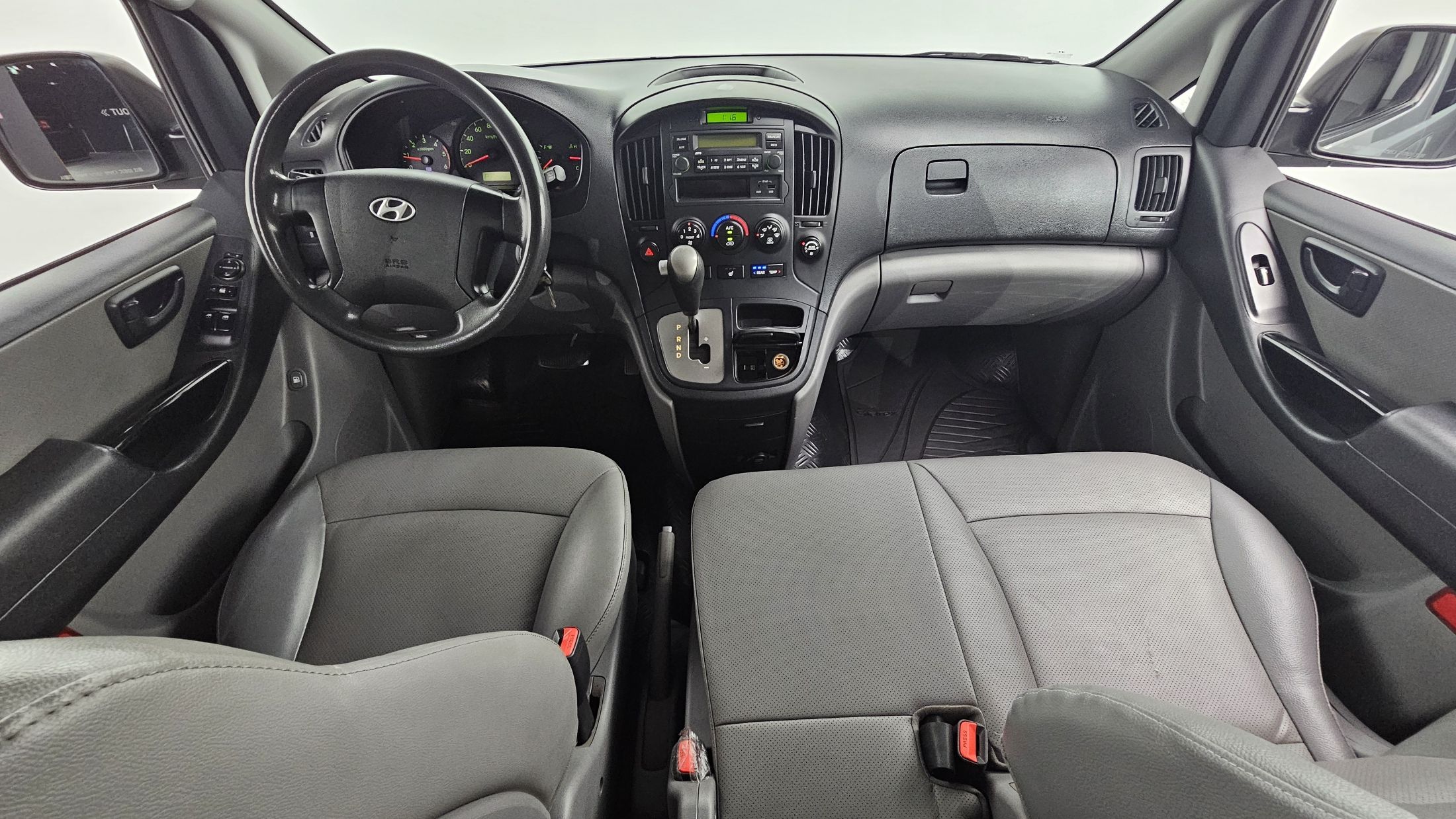 HYUNDAI STAREX GRAND 2013