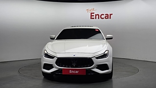 MASERATI GHIBLI 2018