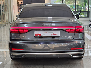 AUDI A8 D5 2021