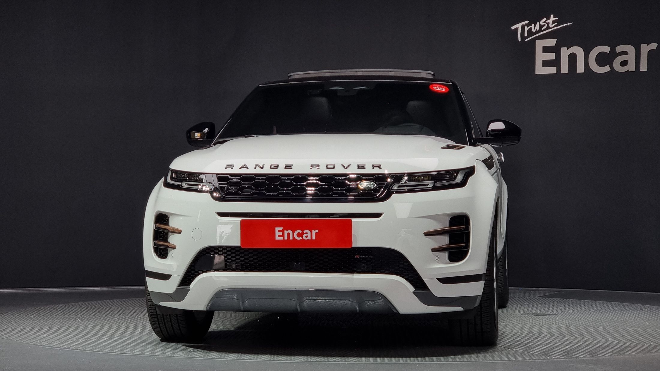 LAND ROVER RANGE ROVER EVOQUE 2023