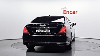 GENESIS EQ900 2016
