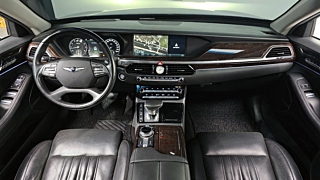GENESIS EQ900 2016