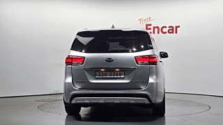 KIA CARNIVAL 2016