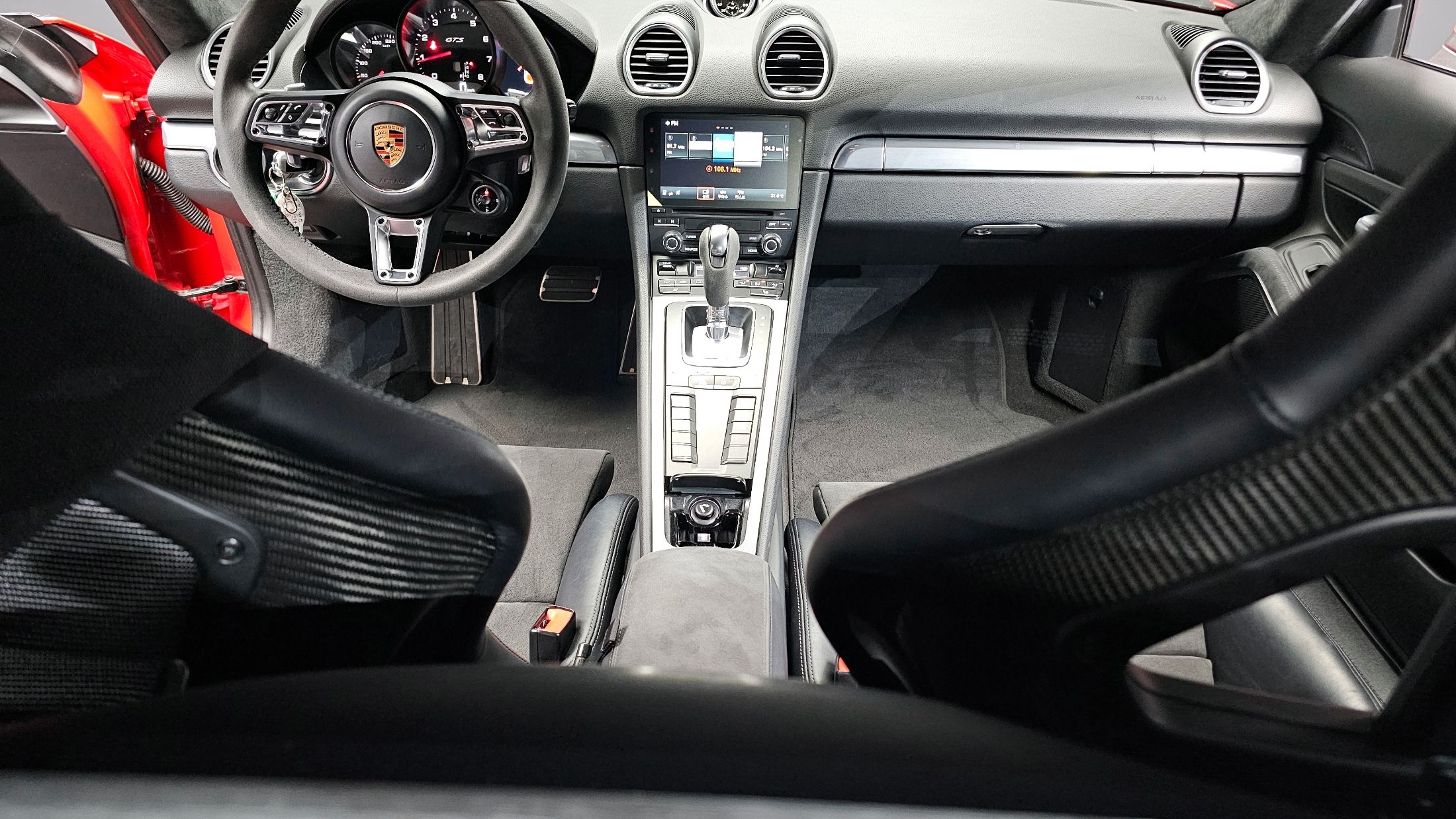 PORSCHE 718 CAYMAN 2018