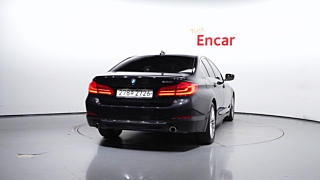 BMW 5-SERIES G30 2019