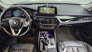 BMW 5-SERIES G30 2019