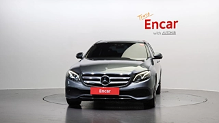 MERCEDES BENZ E-CLASS W213 2019
