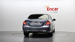 MERCEDES BENZ E-CLASS W213 2019