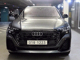 Заказать AUDI Q8 4M
