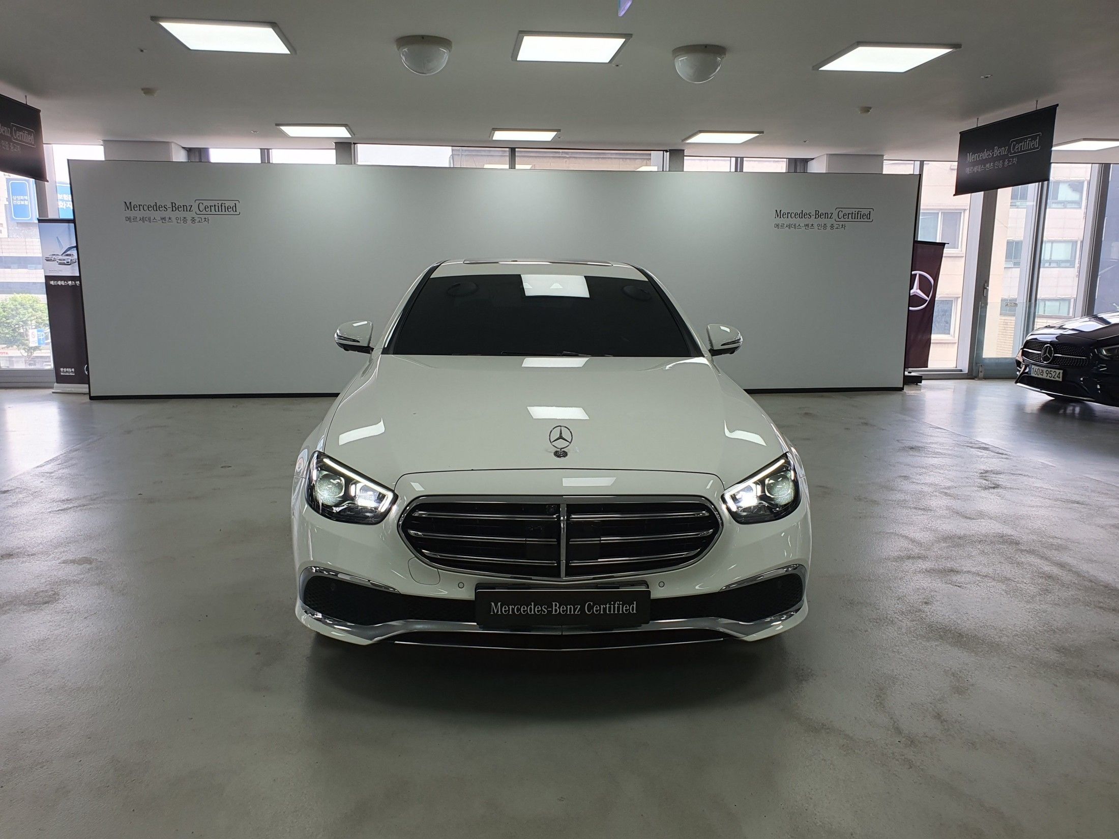 MERCEDES BENZ E-CLASS W213 2021