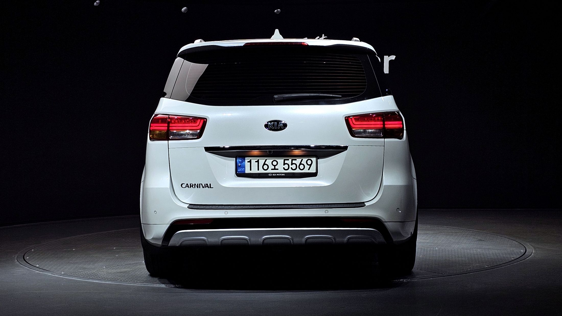 KIA CARNIVAL 2017