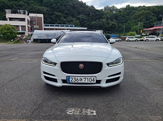 JAGUAR XE 2017