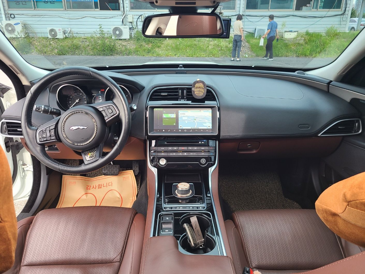 JAGUAR XE 2017