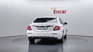 MERCEDES BENZ E-CLASS W213 2016