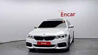 BMW 5-SERIES G30 2018