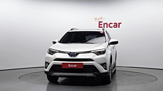 TOYOTA RAV4 2018