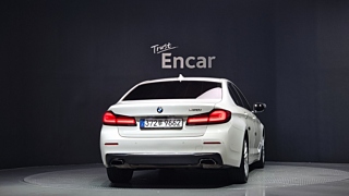 BMW 5-SERIES G30 2022