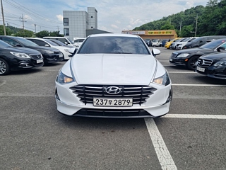 HYUNDAI SONATA DN8 2019