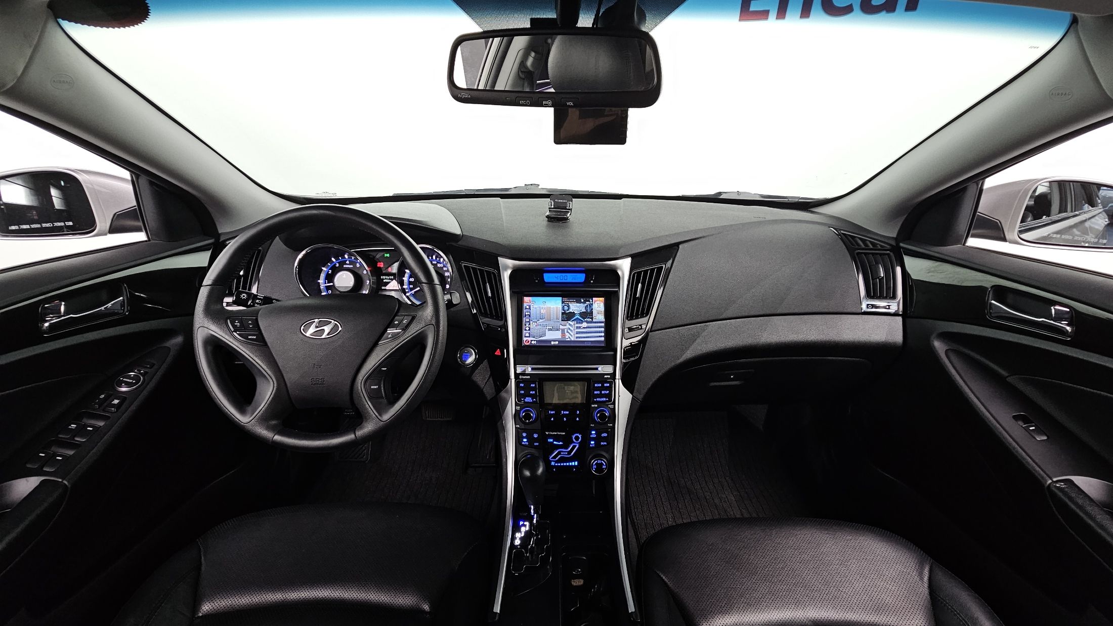 HYUNDAI SONATA YF 2011