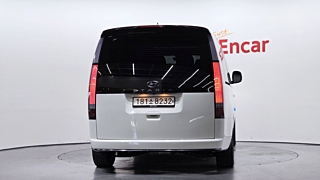 HYUNDAI STARIA 2022