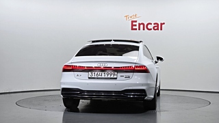 AUDI A7 4K 2020