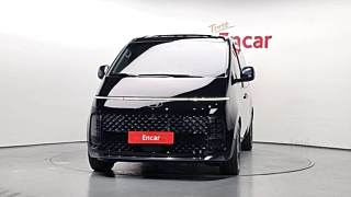 HYUNDAI STARIA  2025