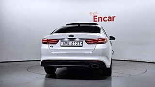 KIA K5 2017