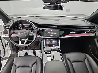 AUDI Q8 4M 2021