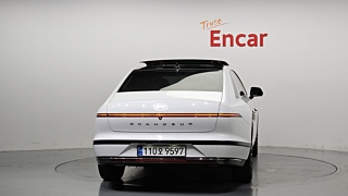 HYUNDAI GRANDEUR HYBRID GN7 2023