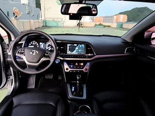HYUNDAI AVANTE AD 2017