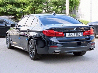 BMW 5-SERIES G30 2018