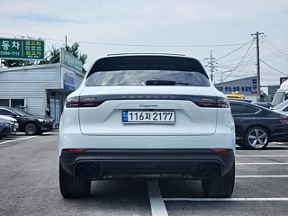 PORSCHE CAYENNE PO536 2023