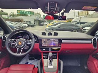 PORSCHE CAYENNE PO536 2023