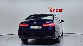 BMW 5-SERIES G60 2023