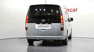 HYUNDAI STARIA 2021