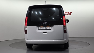 HYUNDAI STARIA 2023