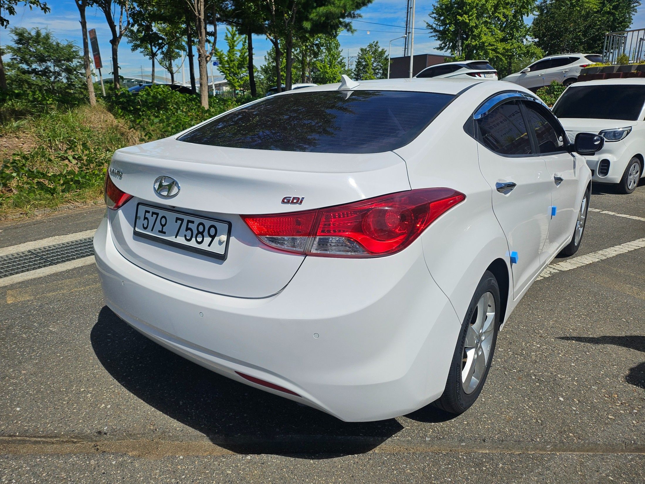 HYUNDAI AVANTE MD 2013
