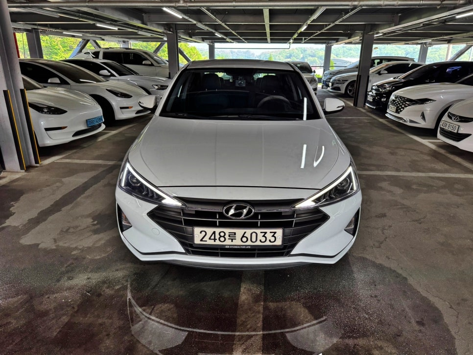 HYUNDAI AVANTE AD 2019