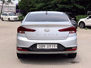 HYUNDAI AVANTE AD 2019