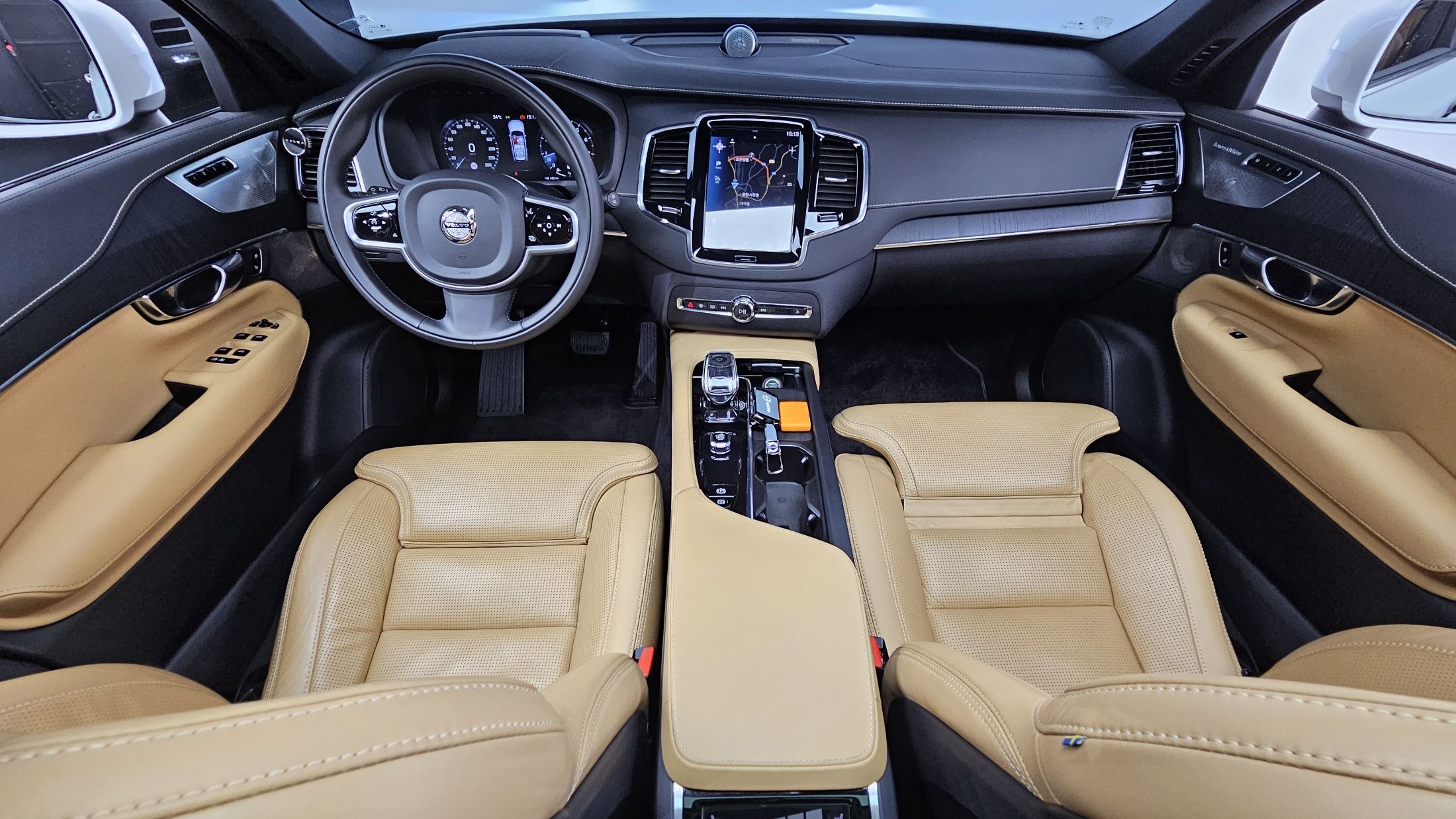 VOLVO XC90 2022