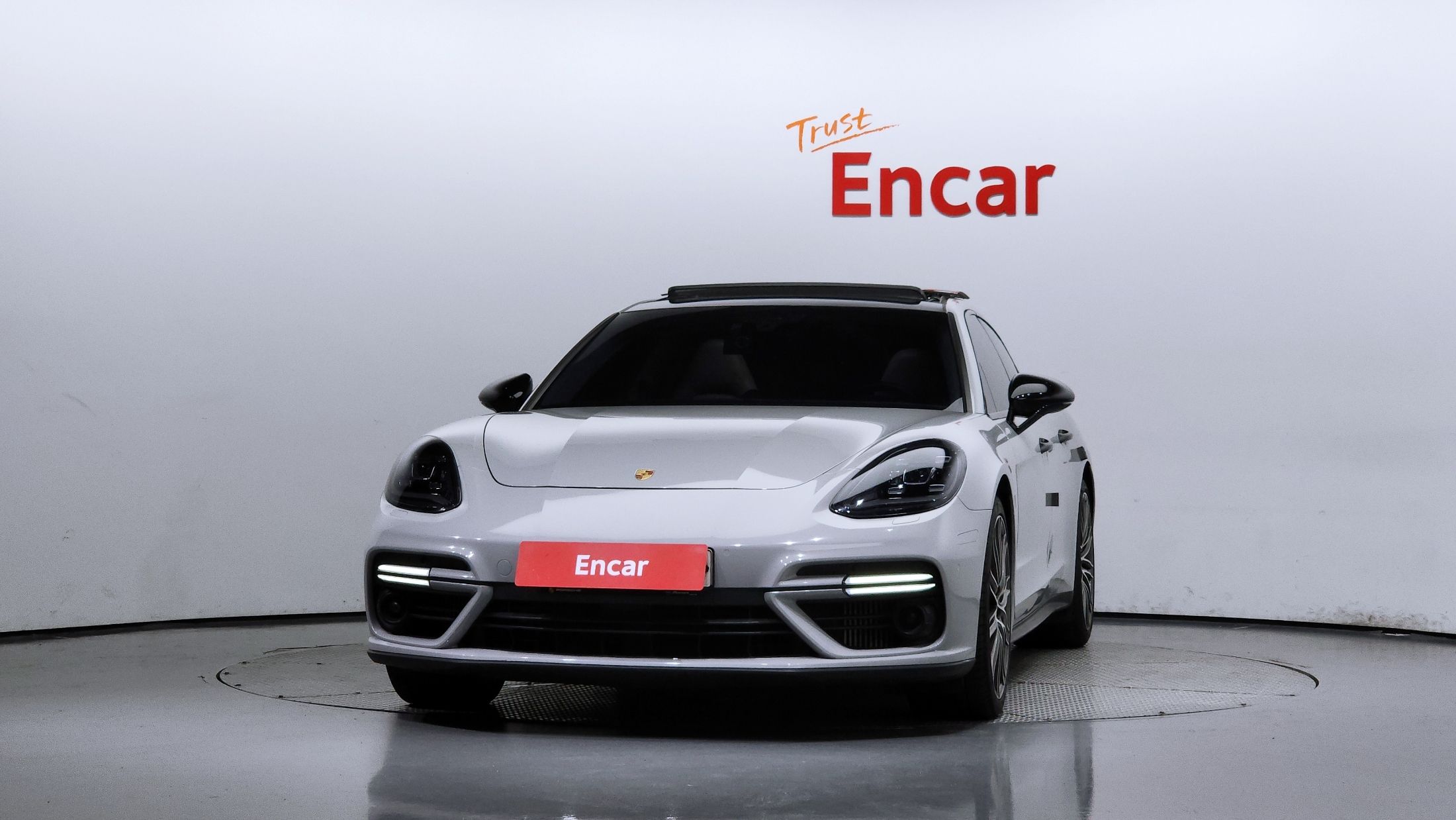 PORSCHE PANAMERA 971 2017