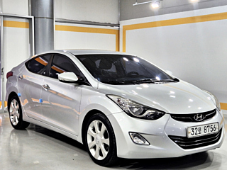HYUNDAI AVANTE MD 2010