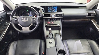 LEXUS IS300 2017