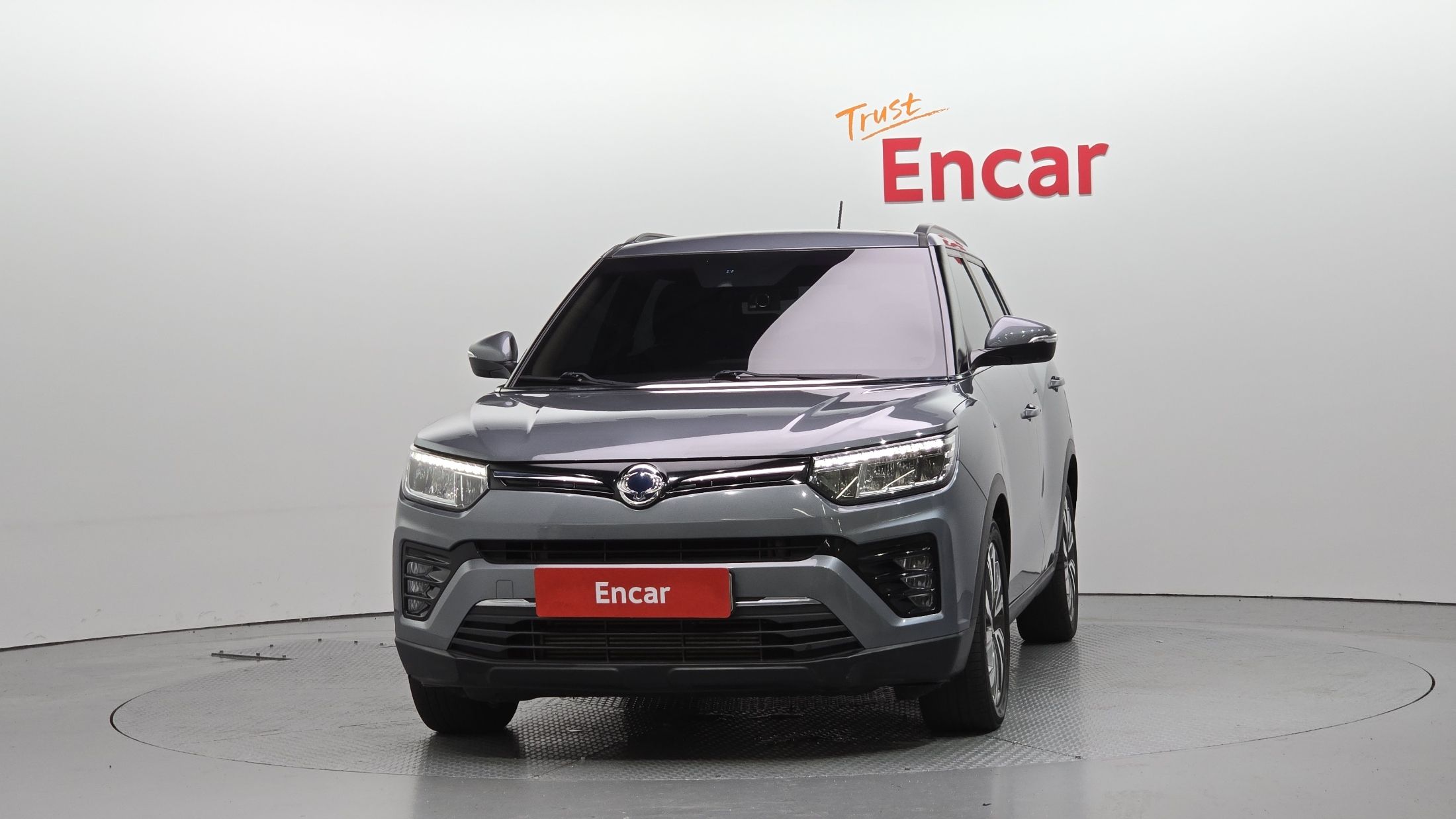 SSANGYONG TIVOLI VERY NEW 2019