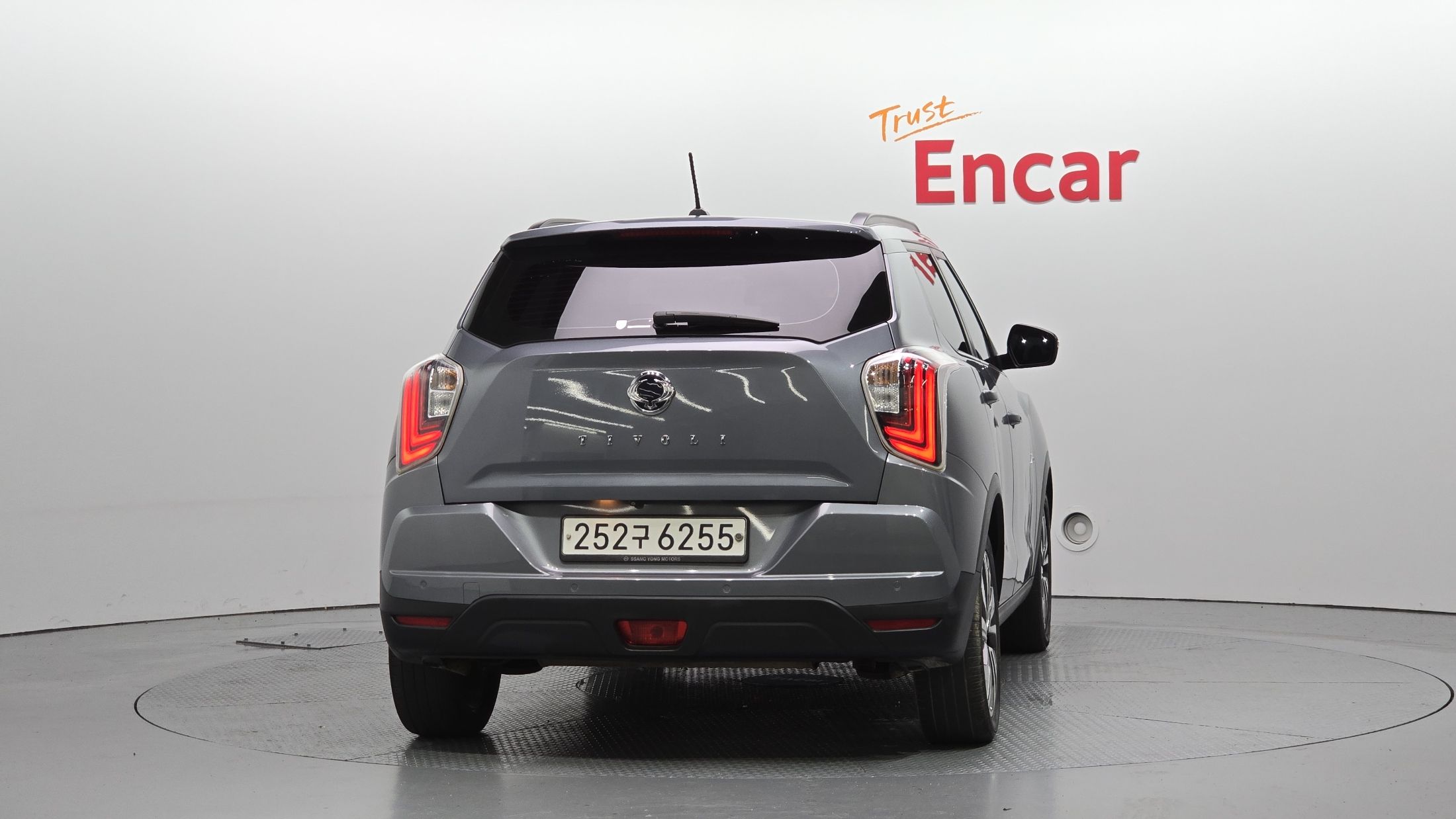 SSANGYONG TIVOLI VERY NEW 2019