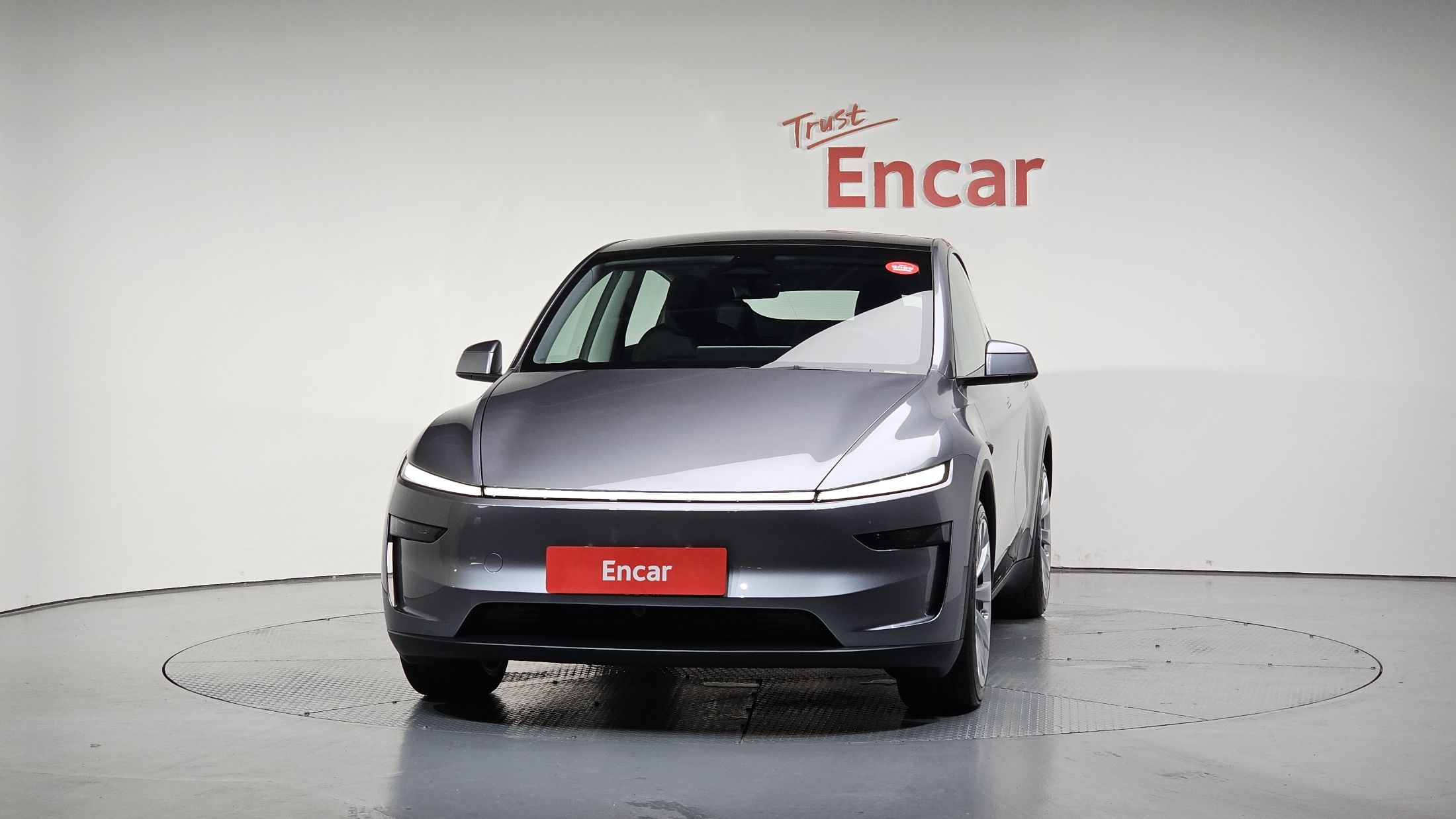 TESLA MODEL Y 2025